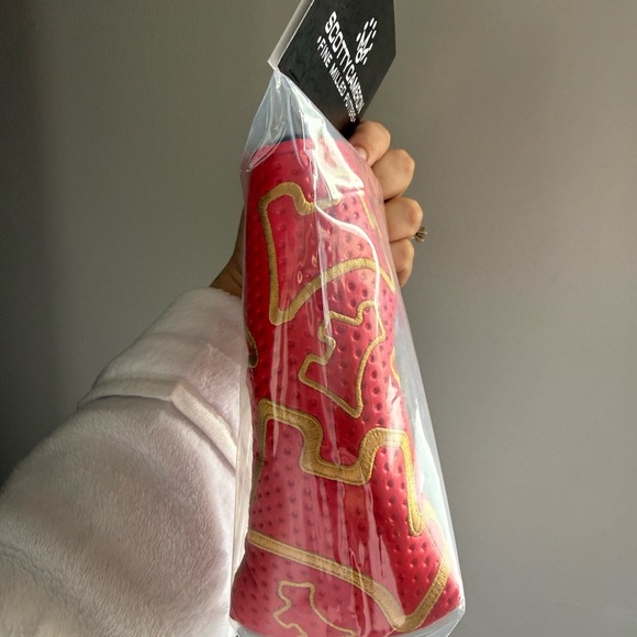 Scotty Cameron Putter Cover - Picture 3 of 3